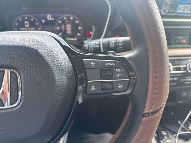 used 2025 Honda Pilot car, priced at $43,987