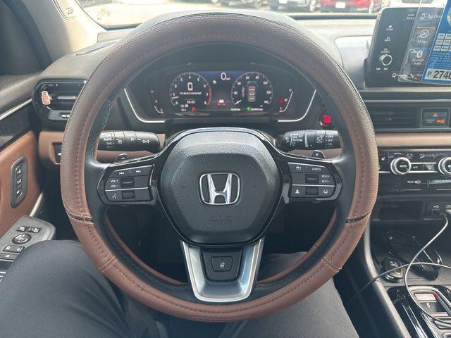 used 2025 Honda Pilot car, priced at $43,987