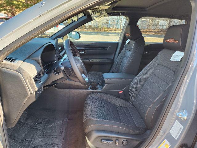 new 2026 Honda CR-V Hybrid car, priced at $40,705