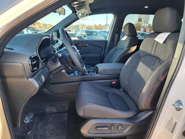 new 2025 Honda Pilot car, priced at $44,250