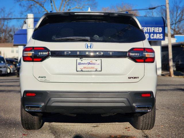 new 2025 Honda Pilot car, priced at $44,250