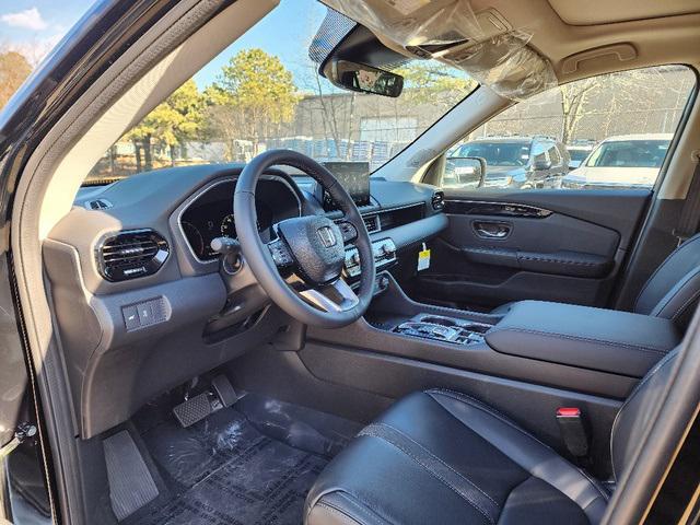 new 2025 Honda Pilot car, priced at $52,995