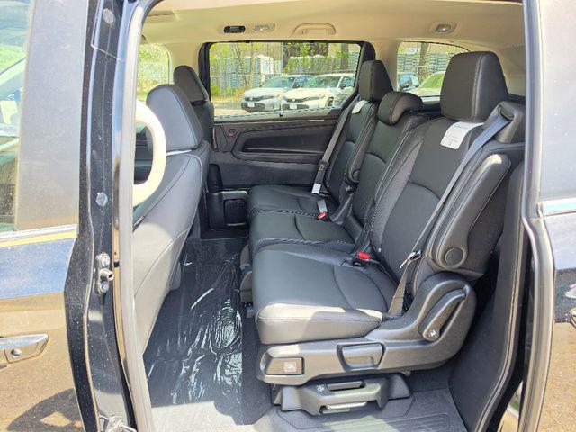 new 2026 Honda Odyssey car, priced at $44,290