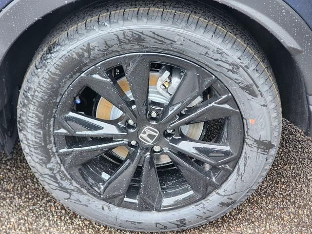 new 2026 Honda CR-V Hybrid car, priced at $43,700