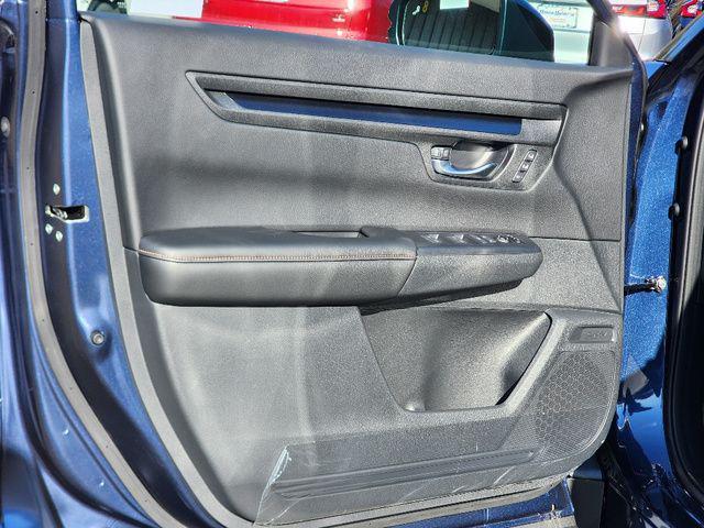 new 2026 Honda CR-V Hybrid car, priced at $41,675