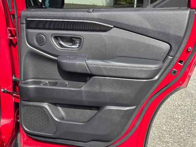 used 2025 Honda Pilot car, priced at $46,672