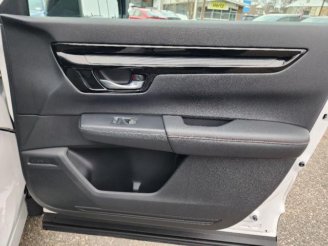 used 2023 Honda CR-V Hybrid car, priced at $32,532