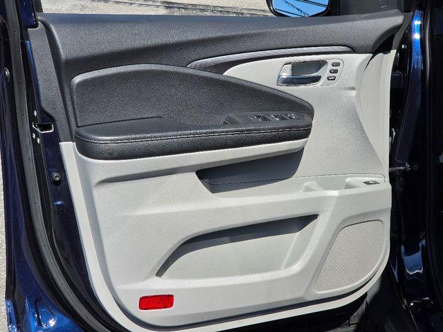 used 2023 Honda Ridgeline car, priced at $31,320