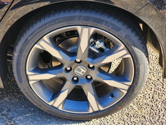 new 2026 Honda Civic Hybrid car, priced at $33,490