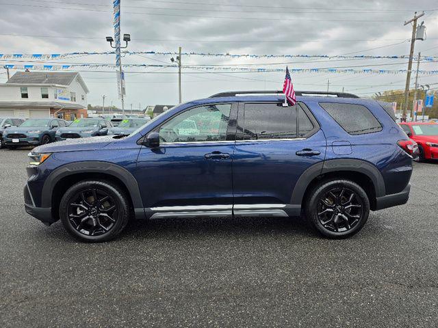 used 2025 Honda Pilot car, priced at $45,403
