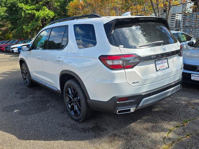 new 2025 Honda Pilot car, priced at $53,450