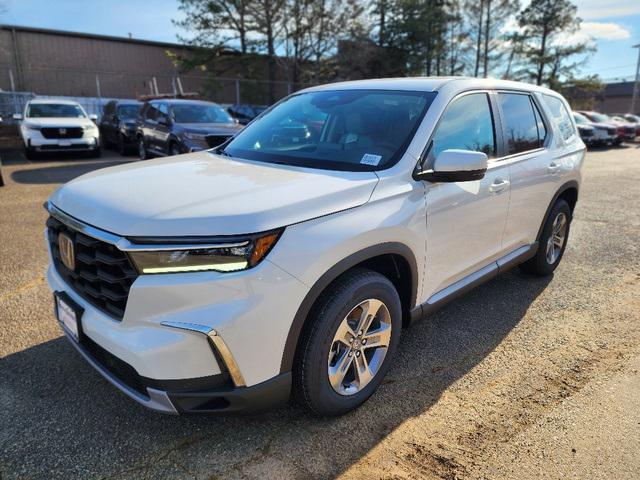 new 2025 Honda Pilot car, priced at $47,550