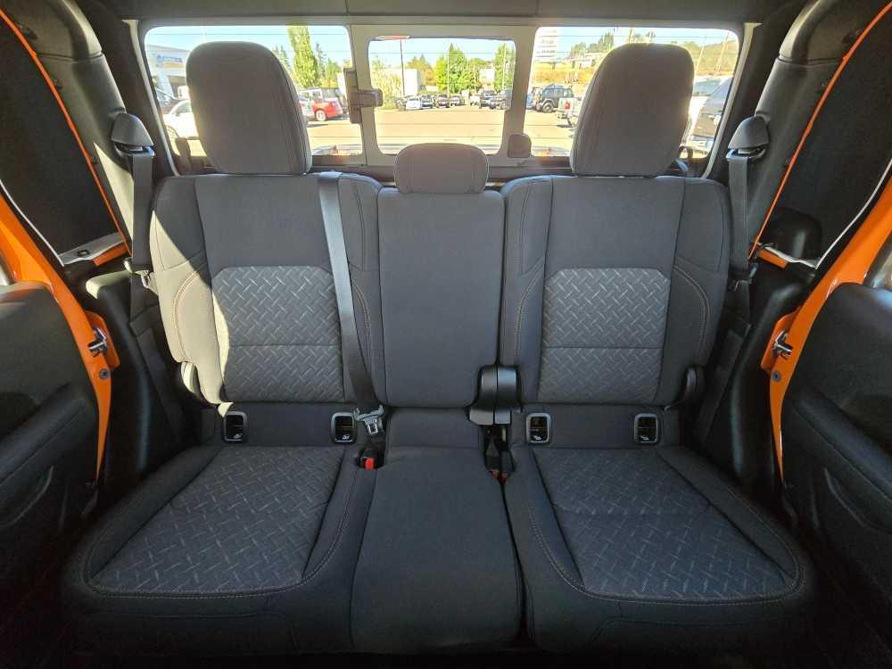 new 2025 Jeep Gladiator car, priced at $48,995