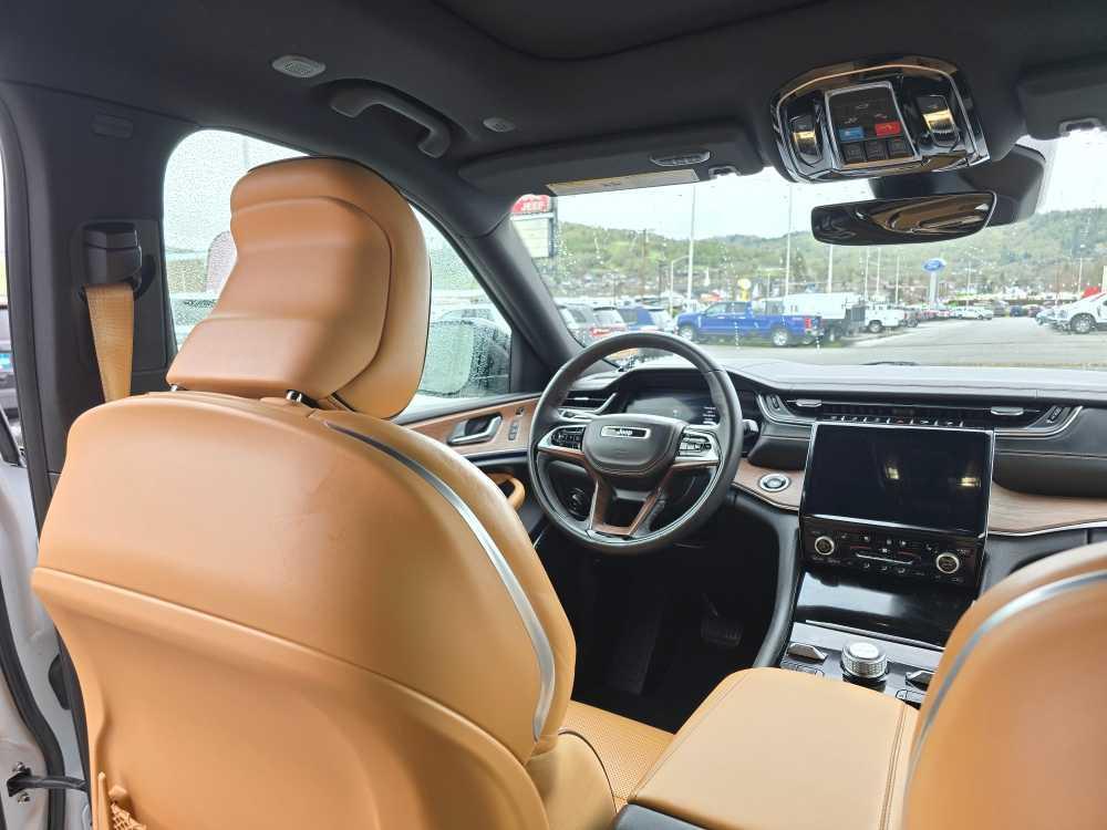 used 2022 Jeep Grand Cherokee L car, priced at $39,495