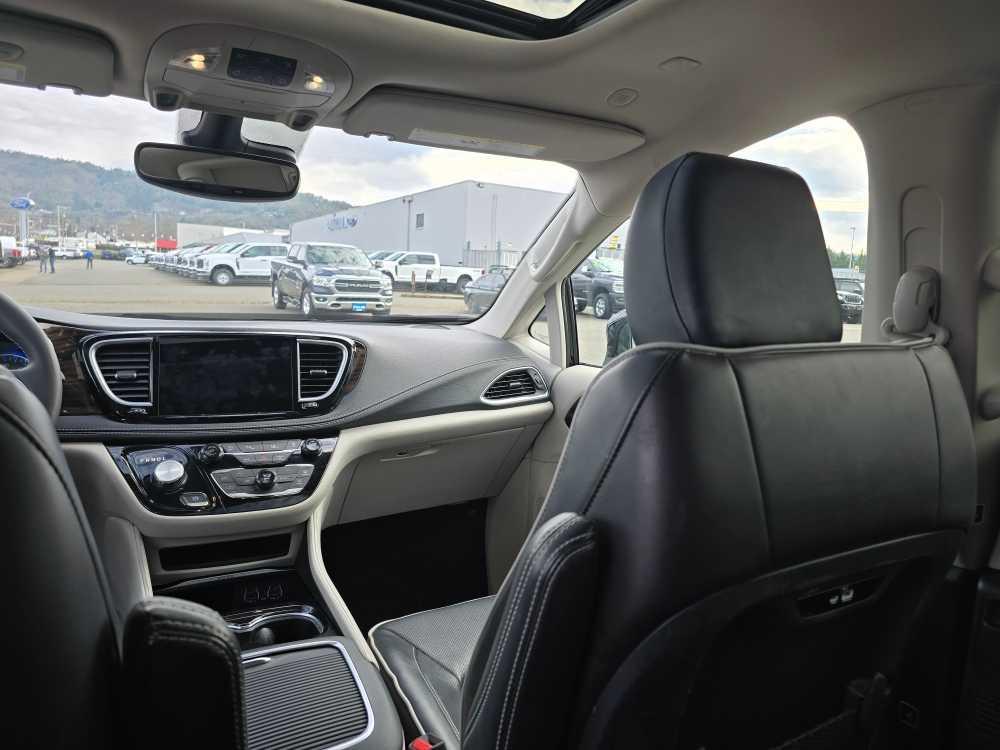 used 2023 Chrysler Pacifica car, priced at $22,495