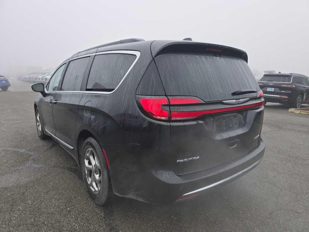 used 2023 Chrysler Pacifica car, priced at $25,995