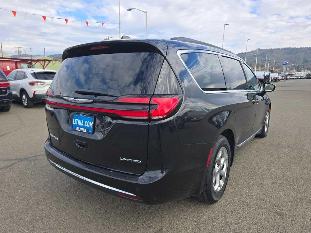 used 2023 Chrysler Pacifica car, priced at $22,495