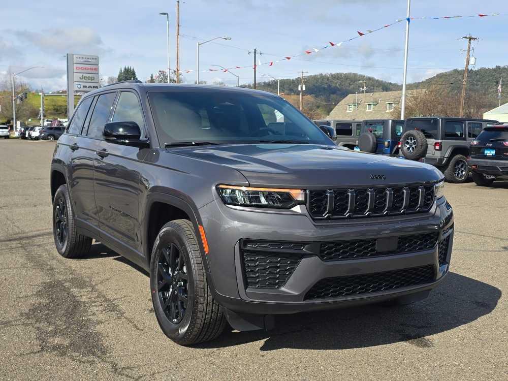 new 2026 Jeep Grand Cherokee car, priced at $38,995