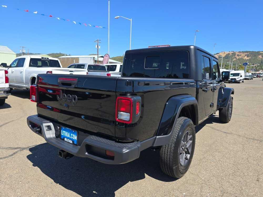 new 2025 Jeep Gladiator car, priced at $44,245