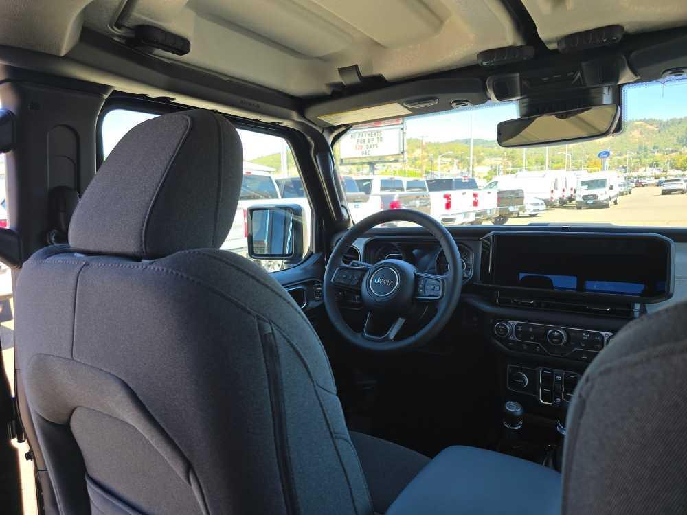 new 2025 Jeep Gladiator car, priced at $44,245