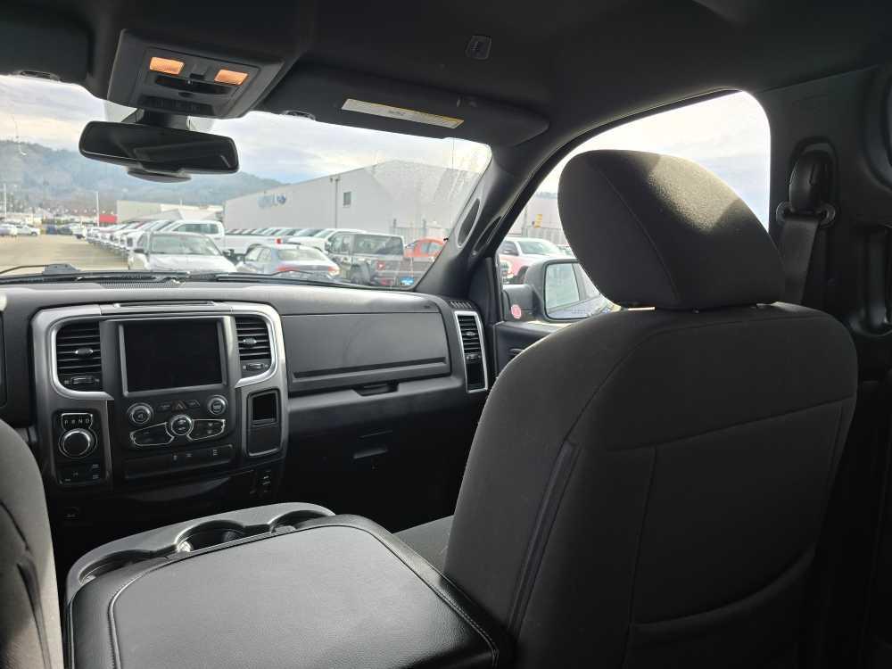 used 2022 Ram 1500 Classic car, priced at $35,495