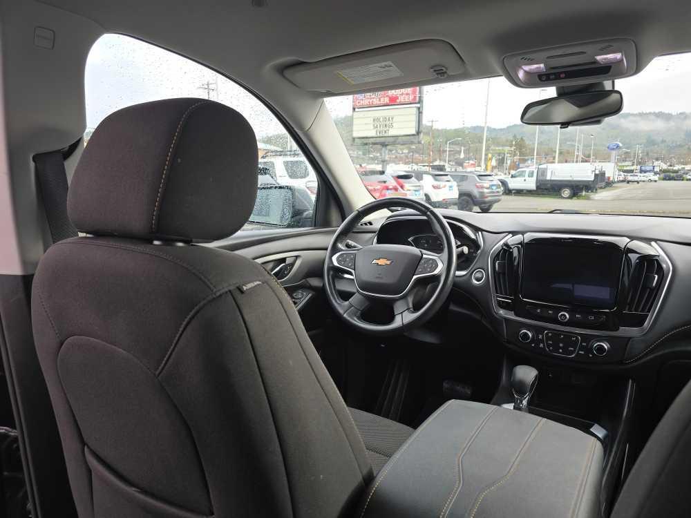 used 2021 Chevrolet Traverse car, priced at $20,995