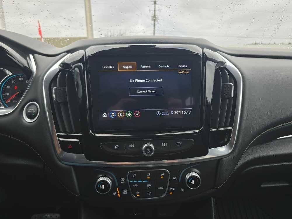 used 2021 Chevrolet Traverse car, priced at $20,995