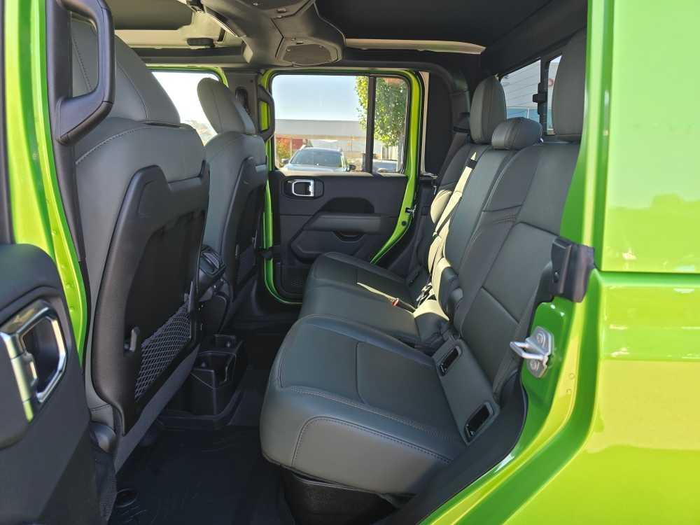 new 2025 Jeep Gladiator car, priced at $50,995