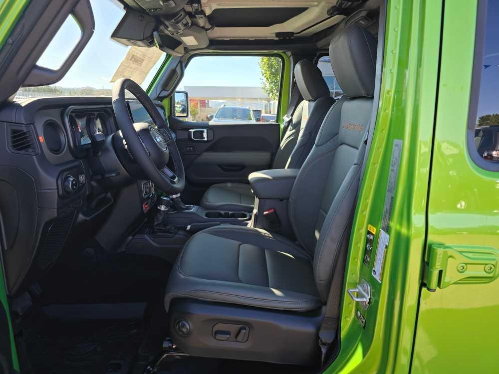 new 2025 Jeep Gladiator car, priced at $50,995