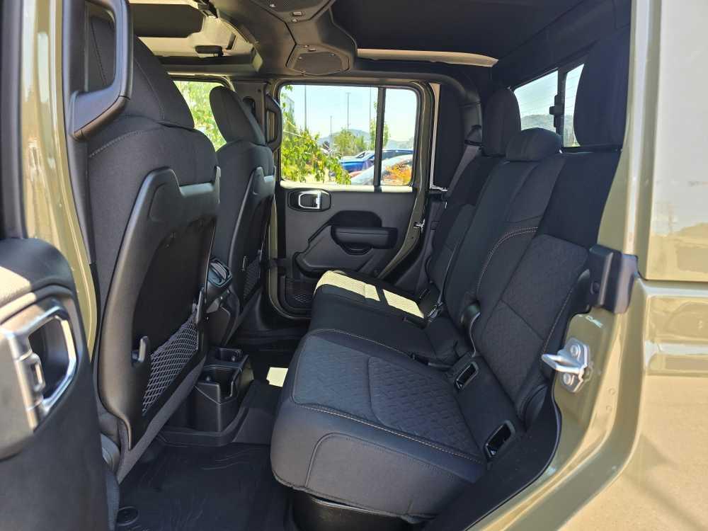 new 2025 Jeep Gladiator car, priced at $48,495