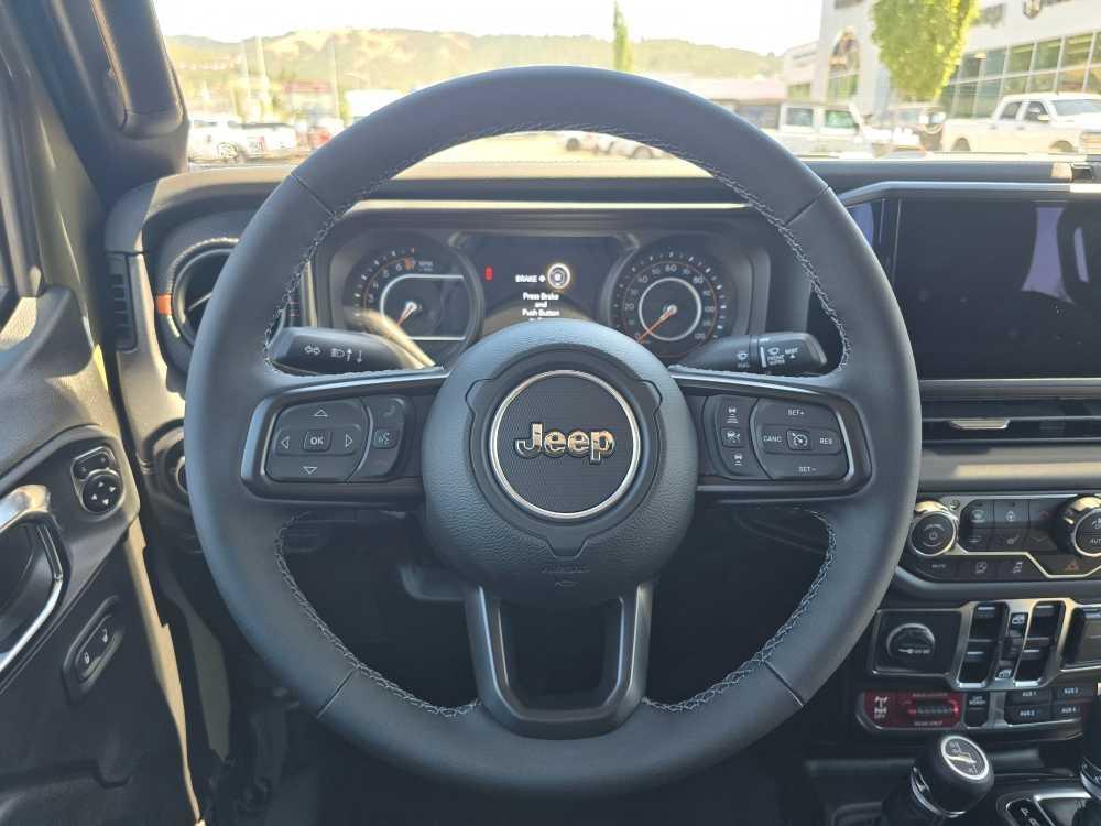 new 2025 Jeep Gladiator car, priced at $48,495