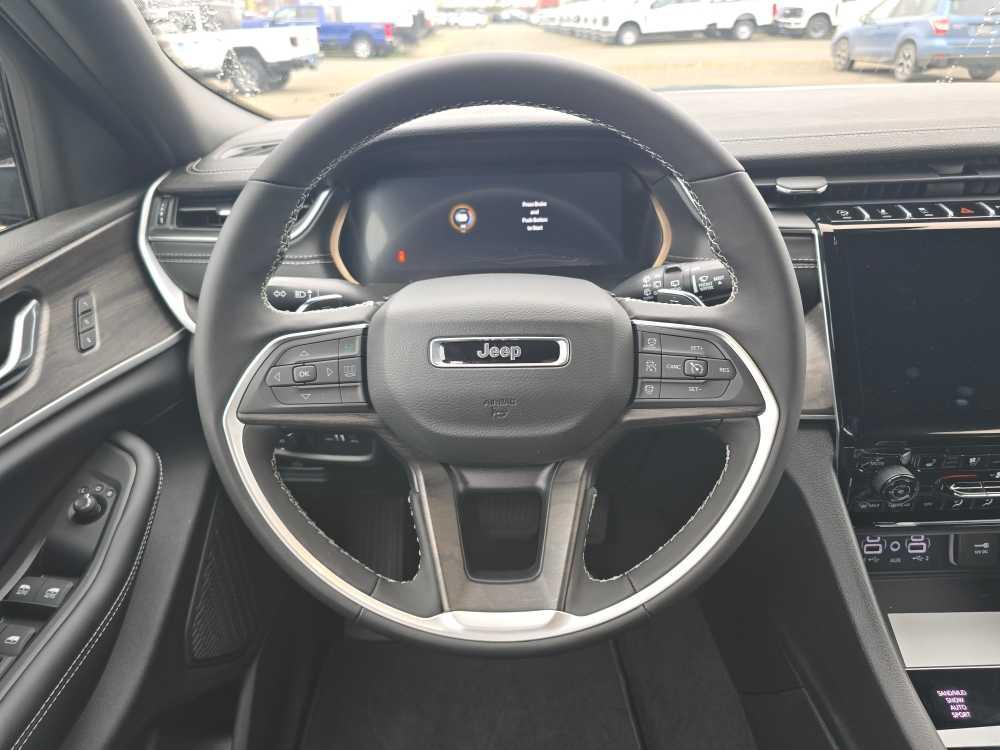 new 2025 Jeep Grand Cherokee L car, priced at $51,995