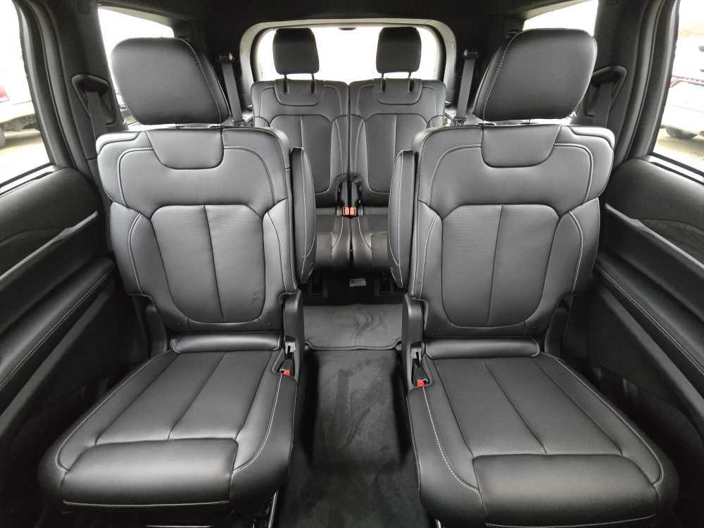 new 2025 Jeep Grand Cherokee L car, priced at $51,995