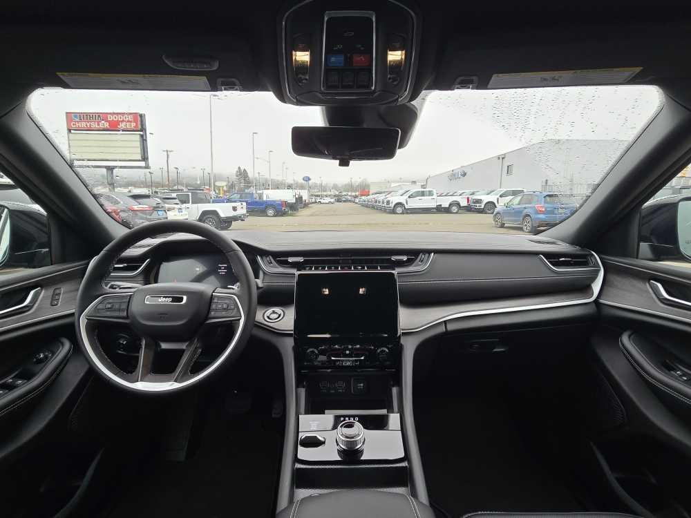 new 2025 Jeep Grand Cherokee L car, priced at $51,995