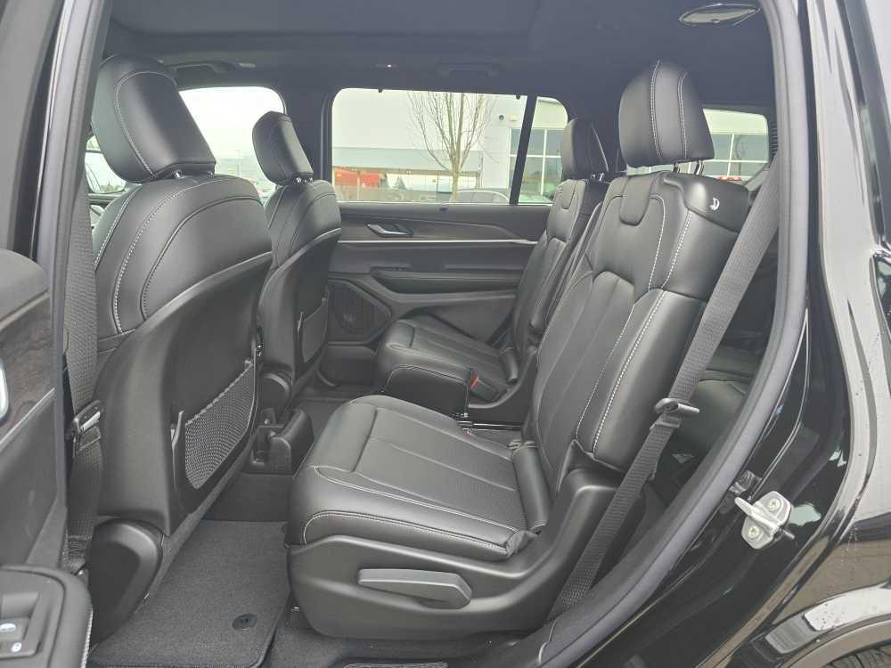 new 2025 Jeep Grand Cherokee L car, priced at $51,995