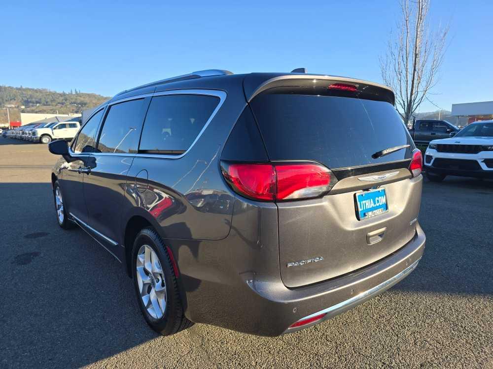 used 2020 Chrysler Pacifica car, priced at $25,495