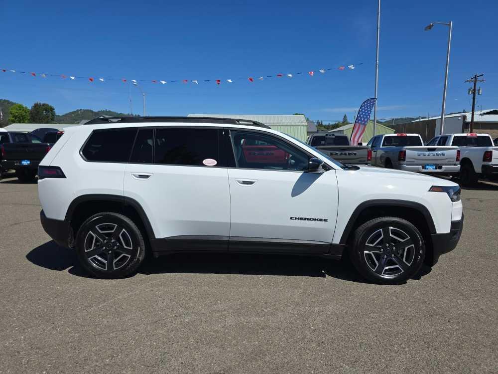 new 2026 Jeep Cherokee car, priced at $39,245