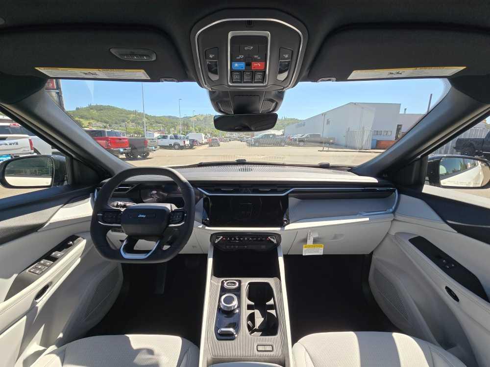 new 2026 Jeep Cherokee car, priced at $39,245