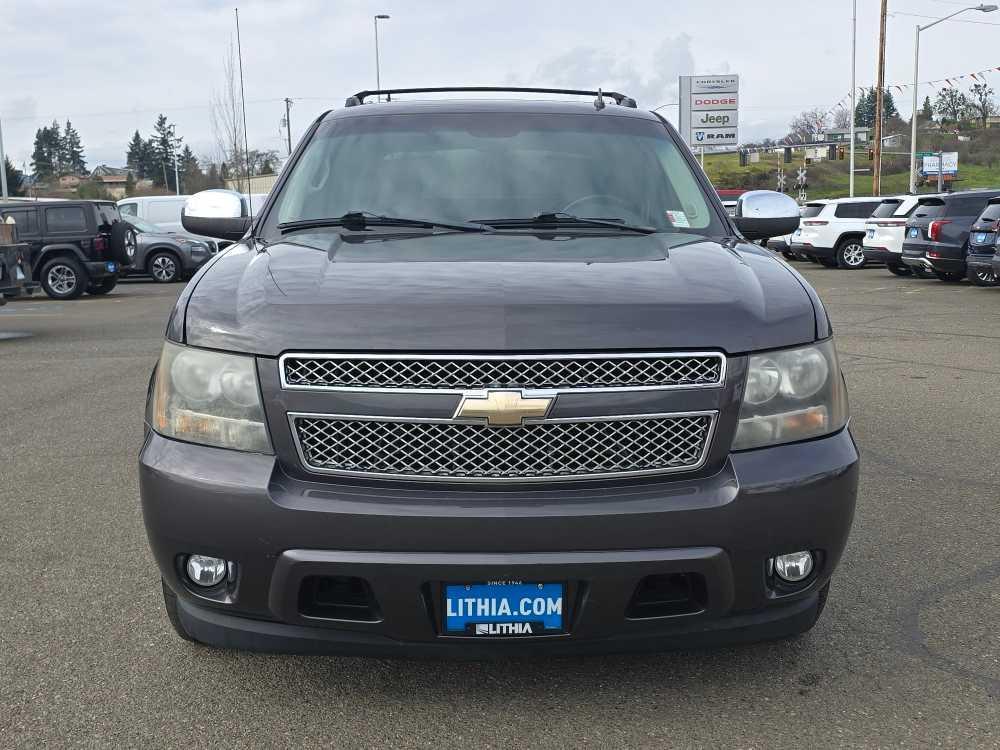 used 2011 Chevrolet Avalanche car, priced at $11,995