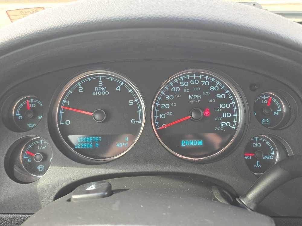 used 2011 Chevrolet Avalanche car, priced at $11,995