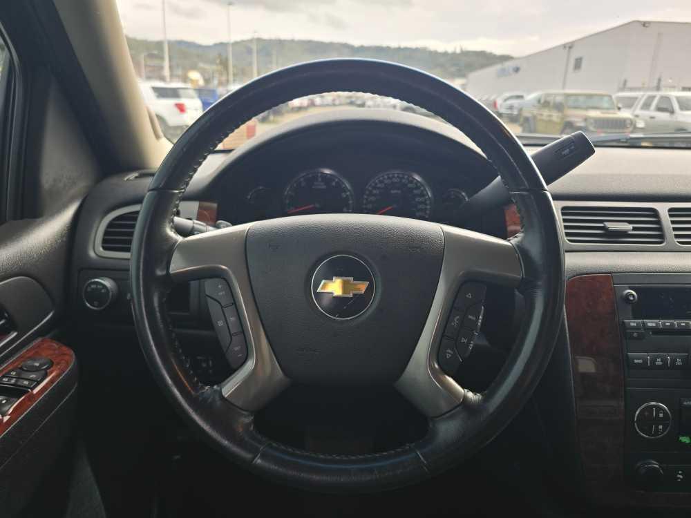 used 2011 Chevrolet Avalanche car, priced at $11,995