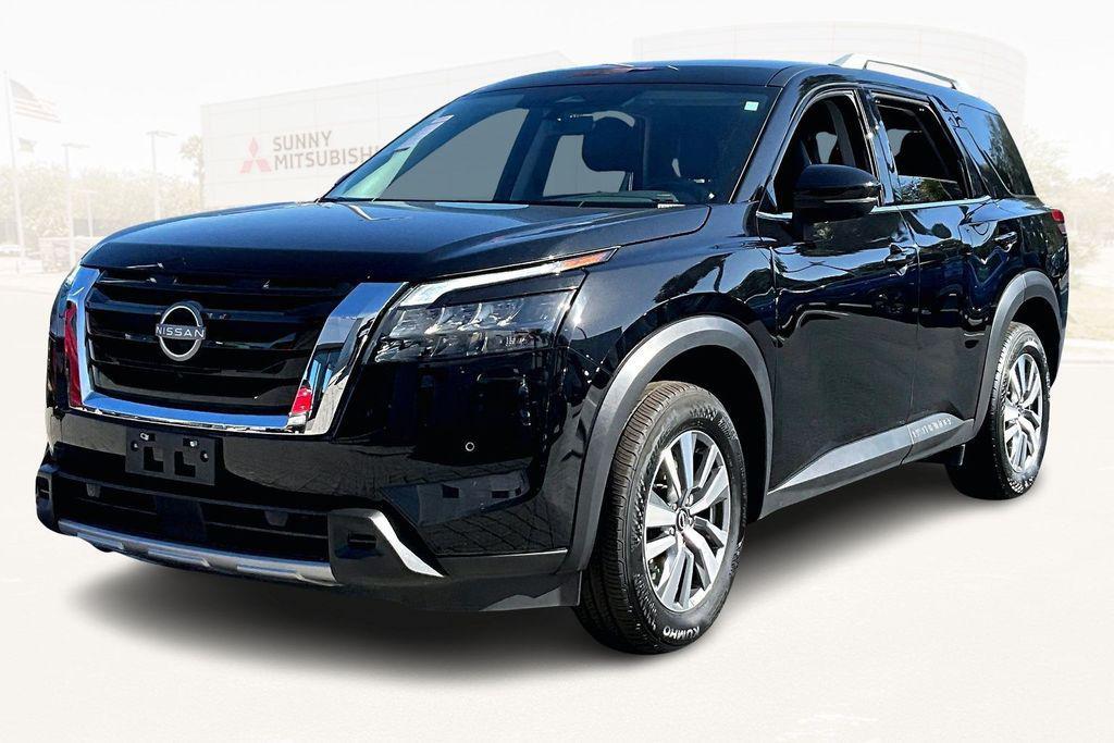 used 2025 Nissan Pathfinder car, priced at $34,464