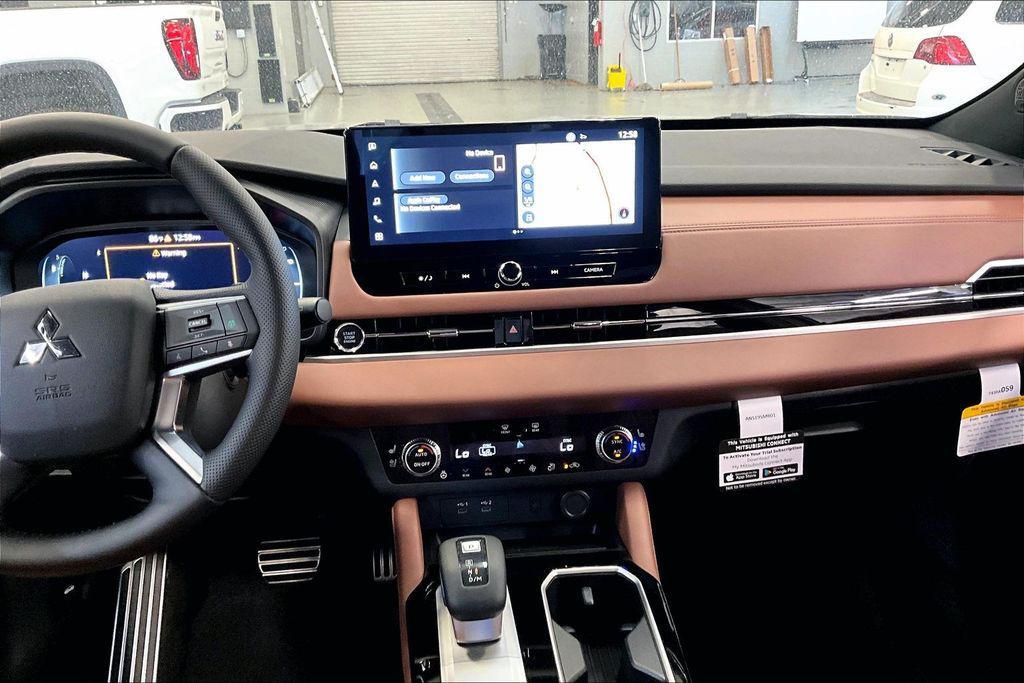 new 2026 Mitsubishi Outlander car, priced at $36,400