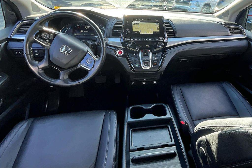 used 2024 Honda Odyssey car, priced at $33,934