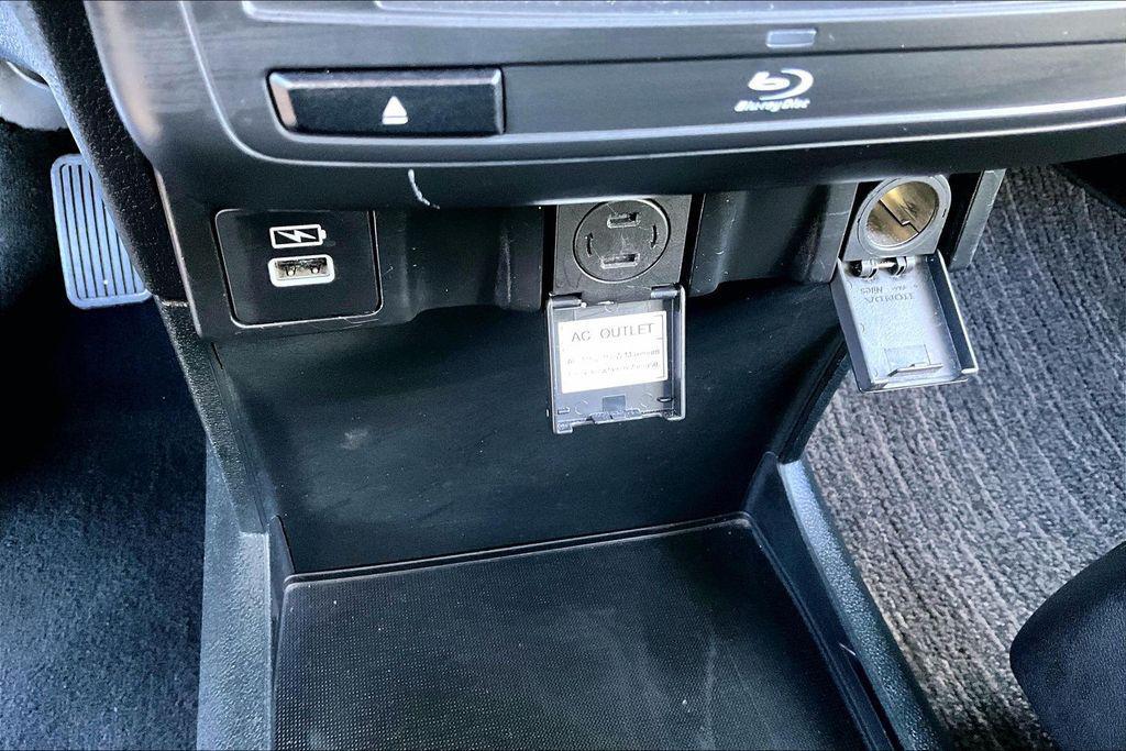 used 2024 Honda Odyssey car, priced at $33,934