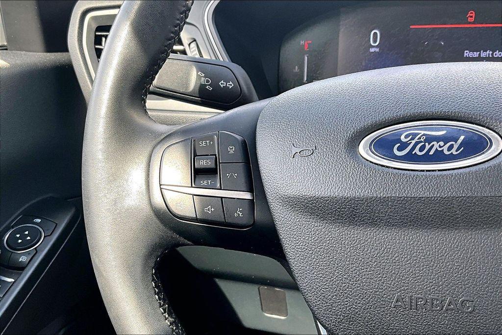 used 2024 Ford Escape car, priced at $19,391