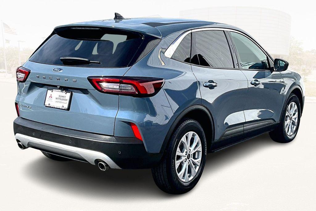 used 2024 Ford Escape car, priced at $19,391