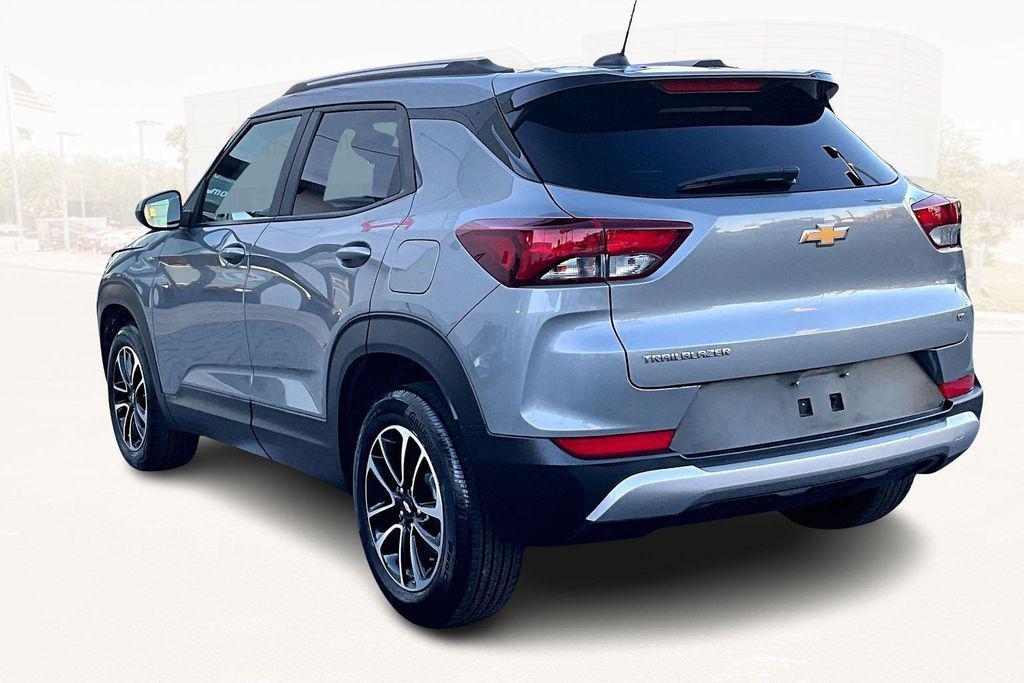used 2024 Chevrolet TrailBlazer car, priced at $19,447