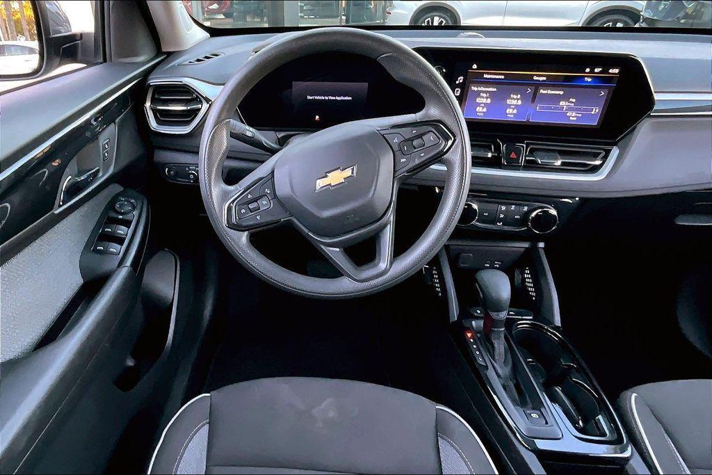 used 2024 Chevrolet TrailBlazer car, priced at $19,447