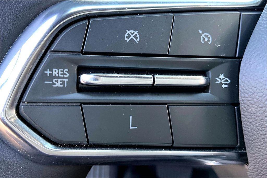 used 2025 Chevrolet Equinox car, priced at $24,785